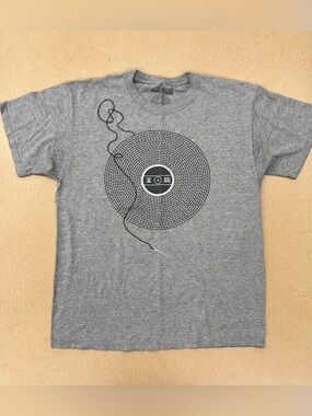 Vintage Y2K Threadless LP album tee